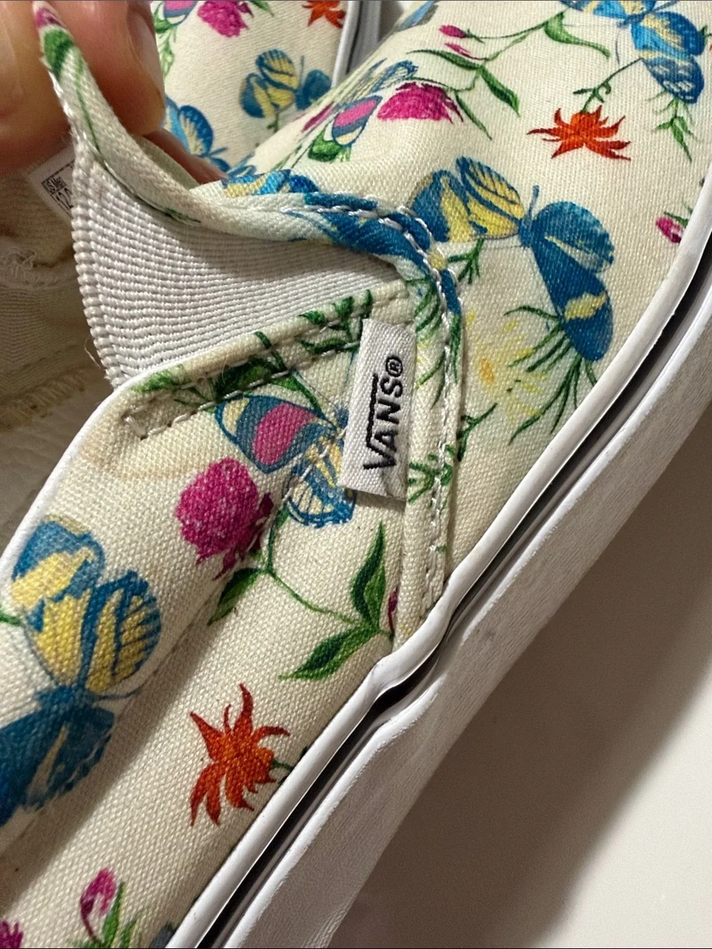Vans Men's Size 12 Classic Slip On Butterfly Floral Sneaker Shoes Almost new